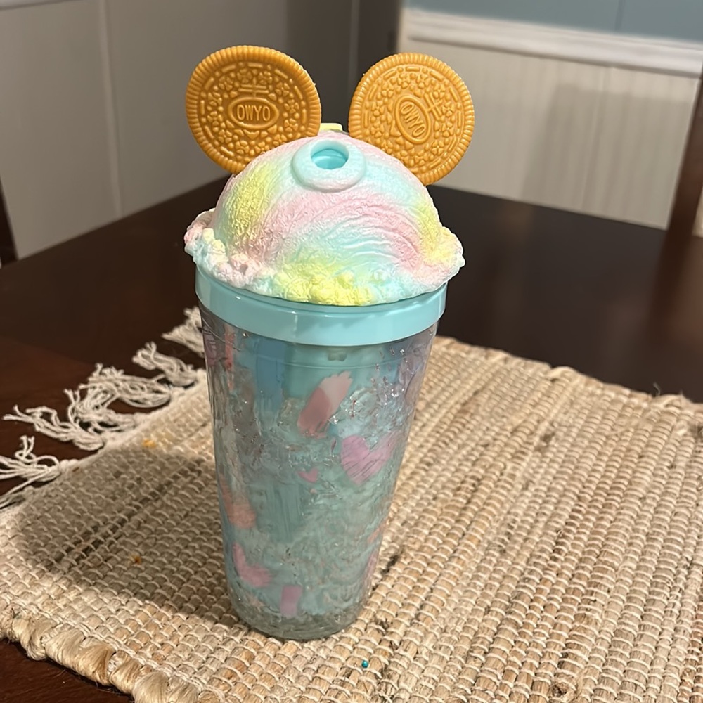 Fancy cup - Picture 2 of 2